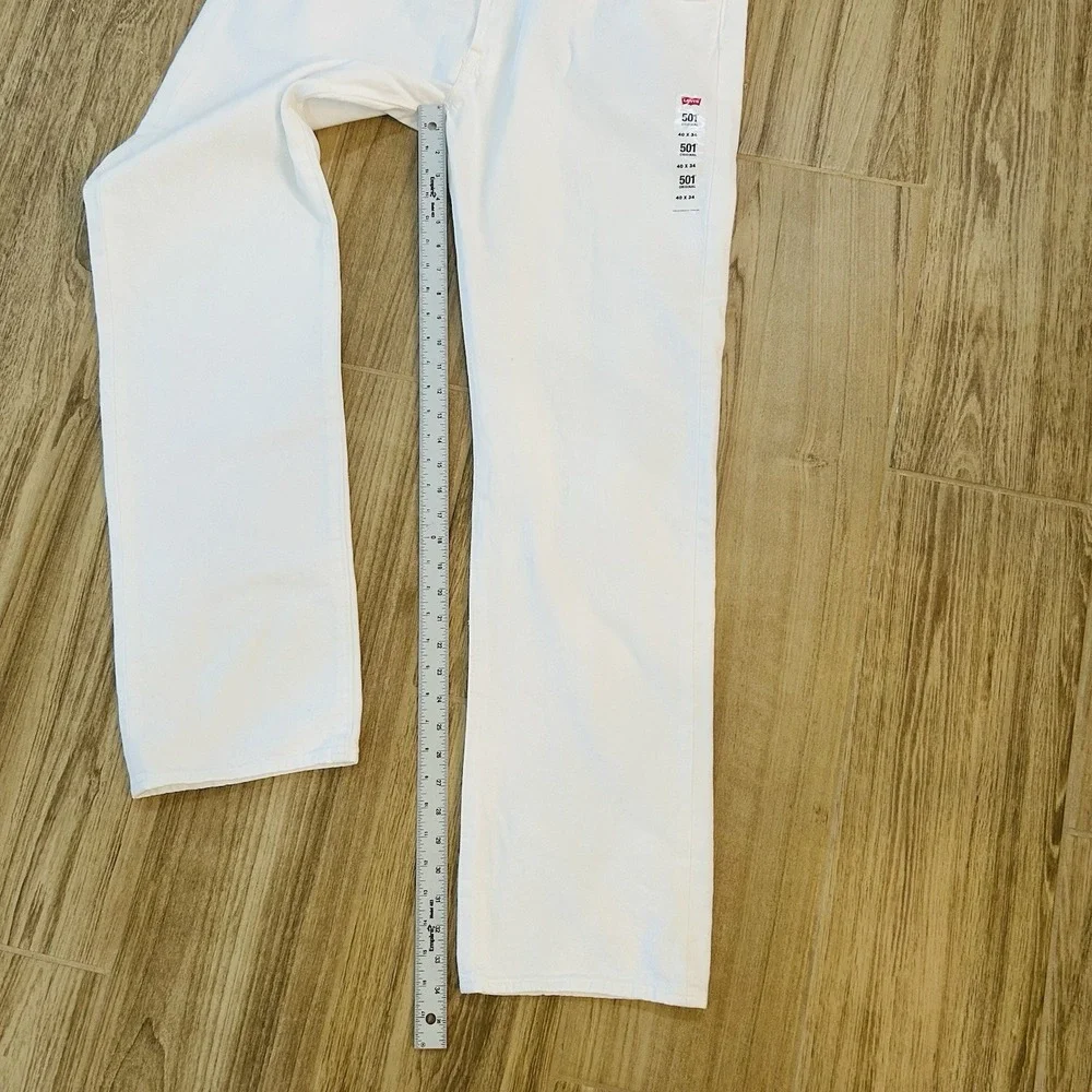 NWT Levi's 501 Original White  Denim Mens Jeans Size 40x34 New Button Fly